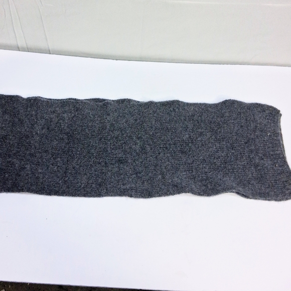 Lands End Scarf 9" X 48" Navy Cozy Flex Gray Wool Blend Winter/ Fall - Picture 6 of 7